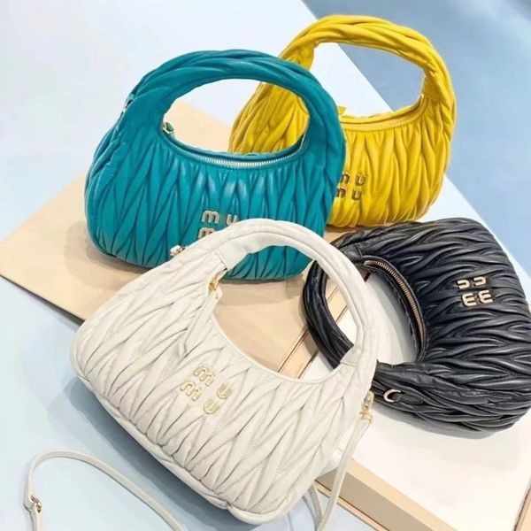 designer mimu wander matelasse hobo clutch tote bag luxury wallets with shoulder strap genuine leather women's mens purses crossbody un
designer mimu wander matelasse hobo clutch tote bag luxury wallets with shoulder strap genuine leather women's mens purses crossbody un