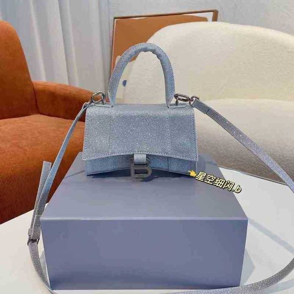 handbags leather designer b's balencigass s22 style starry sky fine flashing hourglass women's show portable shoulder messenger gl
handbags leather designer b's balencigass s22 style starry sky fine flashing hourglass women's show portable shoulder messenger gl