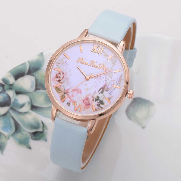 watches women luxury flower dial quartz analog wristwatches soild color leather strap gift clock new zegarki damskie ezri, Slivery;brown
watches women luxury flower dial quartz analog wristwatches soild color leather strap gift clock new zegarki damskie ezri, Slivery;brown