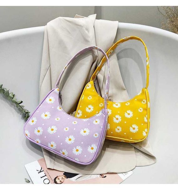 evening bags cute daisy flower print clutch purse women classic shoulder bag lightweight handbag with zipper closure 2022 designer bag t2210
evening bags cute daisy flower print clutch purse women classic shoulder bag lightweight handbag with zipper closure 2022 designer bag t2210