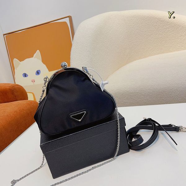 handbags designer bags chain women shoulder bag famous brand crossbody bags fashion messenger purses with letter wholesale
handbags designer bags chain women shoulder bag famous brand crossbody bags fashion messenger purses with letter wholesale