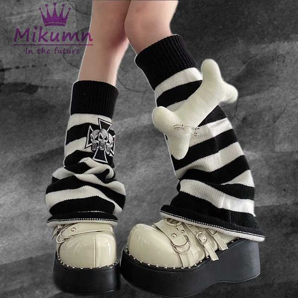 socks hosiery gothic women leg warmers harajuku punk style bone skull flare knitted foot cover winter warm fashion long socks streetwear t22, Black;white
socks hosiery gothic women leg warmers harajuku punk style bone skull flare knitted foot cover winter warm fashion long socks streetwear t22, Black;white