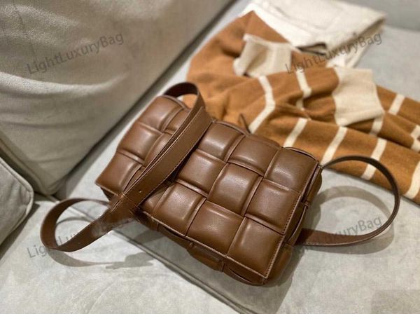 5a designer crossbody bag fashion cross elegant satchel womens real leather classic luxury bags 2201104
5a designer crossbody bag fashion cross elegant satchel womens real leather classic luxury bags 2201104