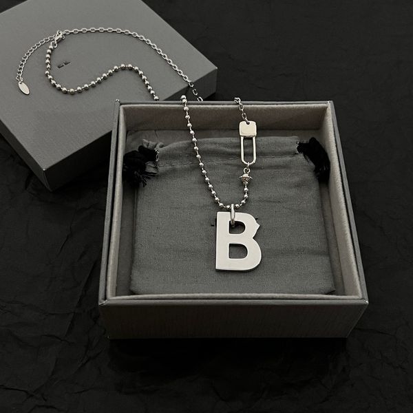 vintage designer pendant necklaces white gold initial alphabet letter big b pin lock charm short chain choker for women jewelry with box par, Silver
vintage designer pendant necklaces white gold initial alphabet letter big b pin lock charm short chain choker for women jewelry with box par, Silver