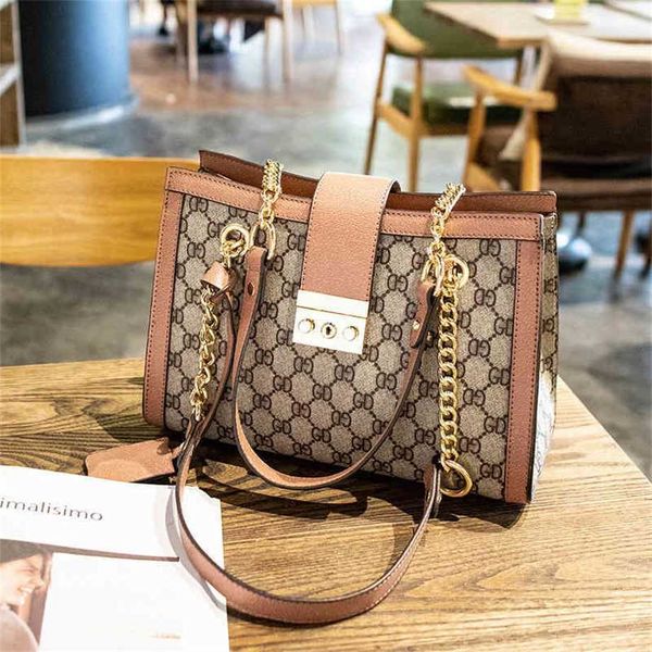 clearance new women's leather large capacity fashion simple chain tote printing shoulder handbag bag purses sale
clearance new women's leather large capacity fashion simple chain tote printing shoulder handbag bag purses sale