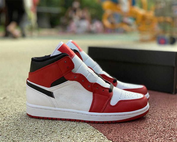 designer shoes women trainers sneakers mid basketball 1s white red sports jumpman 1, Black
designer shoes women trainers sneakers mid basketball 1s white red sports jumpman 1, Black