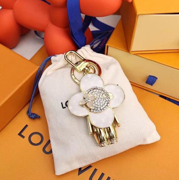 1990ss diamond keychain wallet luxury designer sun-flower doll key chains women bags pendant carabiner keychains lovers keys buckle totes ke, Red;blue
1990ss diamond keychain wallet luxury designer sun-flower doll key chains women bags pendant carabiner keychains lovers keys buckle totes ke, Red;blue