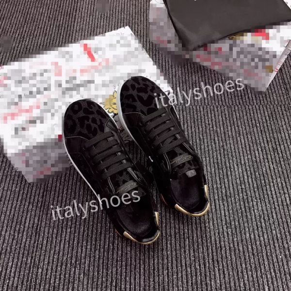 shoes 2022 chain reaction boys woman comfortable and antiskid slippers mens size fashion 3 sneakers flf, Black
shoes 2022 chain reaction boys woman comfortable and antiskid slippers mens size fashion 3 sneakers flf, Black