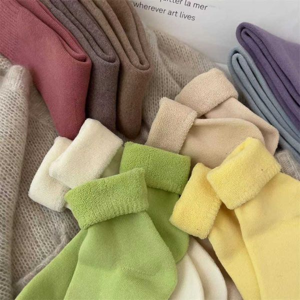 socks hosiery new woman winter candy color fashion thick warm colorful for ladies casual plain breathable floor terry female t221102, Black;white
socks hosiery new woman winter candy color fashion thick warm colorful for ladies casual plain breathable floor terry female t221102, Black;white