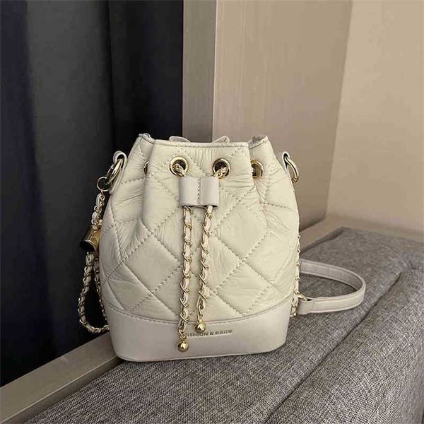 handbags minority bucket bag women's 2022 new chaoling lattice chain simple pure color sling one shoulder cross
handbags minority bucket bag women's 2022 new chaoling lattice chain simple pure color sling one shoulder cross