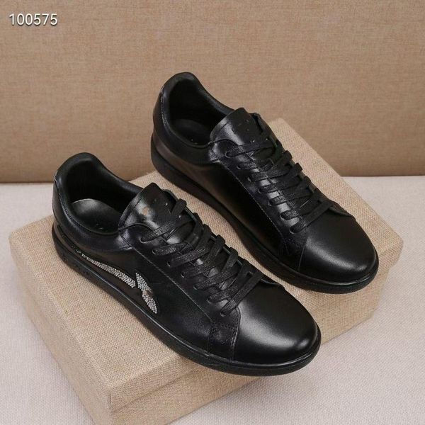 designer shoes casual sneakers breathable calfskin with floral embellished rubber out sole very nice prg, Black
designer shoes casual sneakers breathable calfskin with floral embellished rubber out sole very nice prg, Black