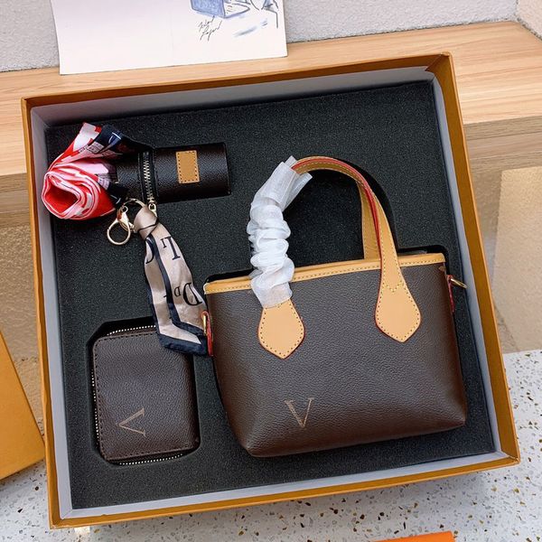 classic traveler express bag with box stylish women's one shoulder crossbody coin purse w/key lock w/ dust embroidery
classic traveler express bag with box stylish women's one shoulder crossbody coin purse w/key lock w/ dust embroidery