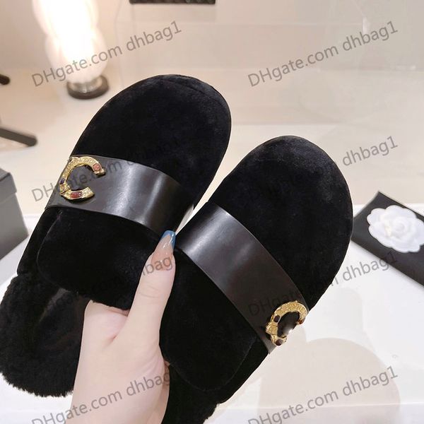 22ss womens lamb wool slipper velvet flat heels warmth and comfort booties designer classic retro black slip-on flip fops f/w luxurys white
22ss womens lamb wool slipper velvet flat heels warmth and comfort booties designer classic retro black slip-on flip fops f/w luxurys white