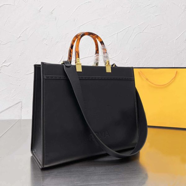 luxury hangbag large capacity shopping bag women handbags purses designer shoulder bags casual tote lady fashion cross body
luxury hangbag large capacity shopping bag women handbags purses designer shoulder bags casual tote lady fashion cross body