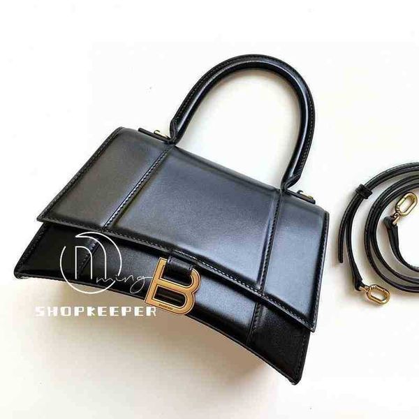 balenciga italy bag s designer xs handbags hourglasss bag embossed smooth leather messenger yyn1
balenciga italy bag s designer xs handbags hourglasss bag embossed smooth leather messenger yyn1
