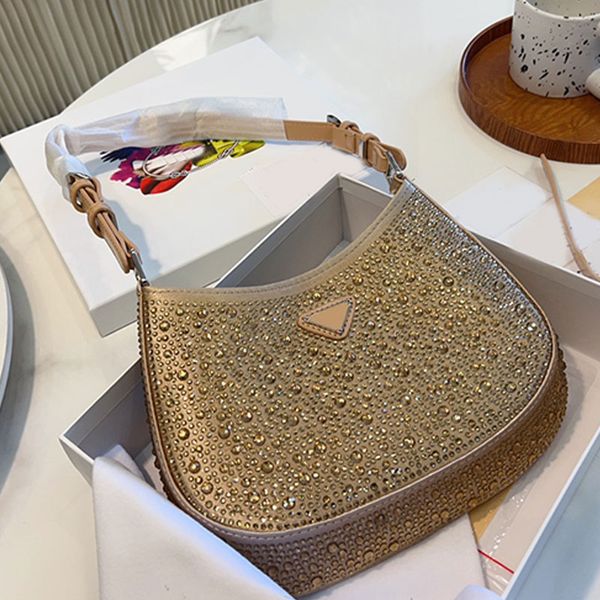 diamonds axillary bag handbags fashion women shoulder bags crossbody purse triangle metallic sequined letter decorate adjustable strap purse
diamonds axillary bag handbags fashion women shoulder bags crossbody purse triangle metallic sequined letter decorate adjustable strap purse