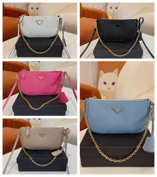 shoulder bag designer leather golden chain wallet quality chic crossbody for women fashion classic famous brand shopping purses 2201108
shoulder bag designer leather golden chain wallet quality chic crossbody for women fashion classic famous brand shopping purses 2201108