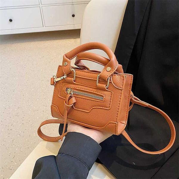 evening bags children's autumn and winter 2022 new mini locomotive girls' handbag women's cross body mouth bag
evening bags children's autumn and winter 2022 new mini locomotive girls' handbag women's cross body mouth bag