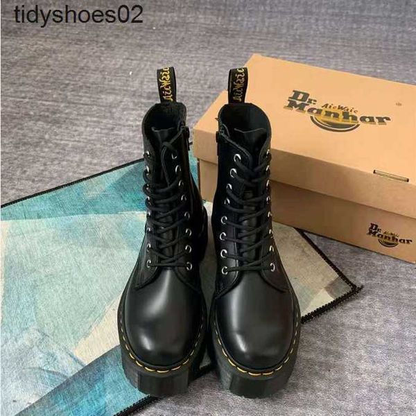 same style of jadon thick soled martin boots women's classic open brim pearlescent leather 8-hole leather martin boots, Black
same style of jadon thick soled martin boots women's classic open brim pearlescent leather 8-hole leather martin boots, Black