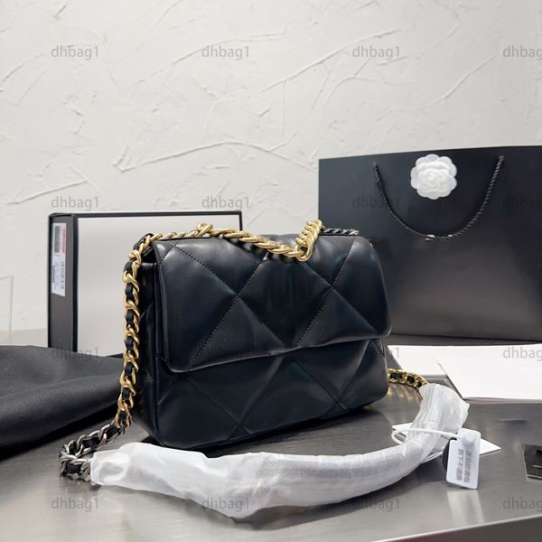 26cm designer women classical 19 flap bag metal handle chain luxury multicolor single shoulder crossbody real leather tote coin purse card h
26cm designer women classical 19 flap bag metal handle chain luxury multicolor single shoulder crossbody real leather tote coin purse card h