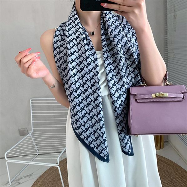 2021 fashion square scarves satin silky feeling scarfs and shawls wraps muslim hijabs chic lady's headscarf hairband headband 90 9304w, Blue;gray
2021 fashion square scarves satin silky feeling scarfs and shawls wraps muslim hijabs chic lady's headscarf hairband headband 90 9304w, Blue;gray