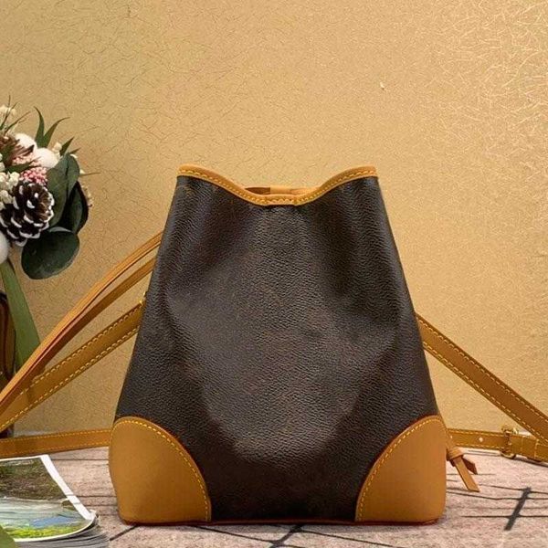designer luxury women bag louiss handbags totes bags womens crossbody handbag loulou lvs fashion capacity versatile shoulder pursest 5a qual
designer luxury women bag louiss handbags totes bags womens crossbody handbag loulou lvs fashion capacity versatile shoulder pursest 5a qual