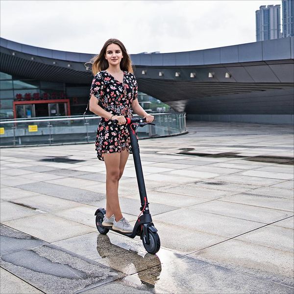 electric bicycle worldwide limited folding outdoor portable scooter available in two colours with built-in lithium battery and high power, Silver;blue
electric bicycle worldwide limited folding outdoor portable scooter available in two colours with built-in lithium battery and high power, Silver;blue