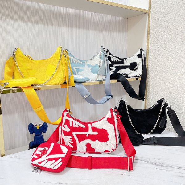 designers shoulder bag 3 in 1 triangle letter chain bag handbags luxury handbag for female women fashion crossbody with box
designers shoulder bag 3 in 1 triangle letter chain bag handbags luxury handbag for female women fashion crossbody with box