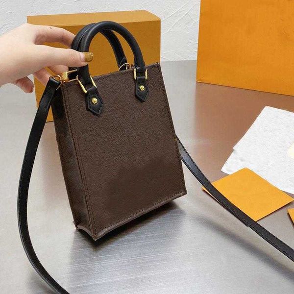 designer luxury women bag louiss handbags totes bags womens crossbody handbag loulou lvs fashion capacity versatile shoulder pursest 5a qual
designer luxury women bag louiss handbags totes bags womens crossbody handbag loulou lvs fashion capacity versatile shoulder pursest 5a qual