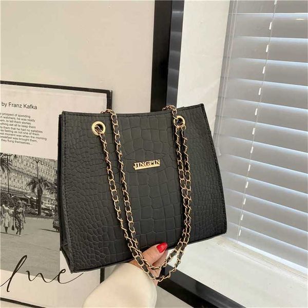 leisure large capacity bag women's new personality chain shoulder bag simple portable tote bag
leisure large capacity bag women's new personality chain shoulder bag simple portable tote bag
