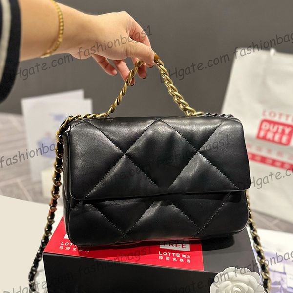 22f/w womens 19 series lambskin cross body bags aged gold/silver metal hardware crossbody shoulder purse turn lock designer medium handbags
22f/w womens 19 series lambskin cross body bags aged gold/silver metal hardware crossbody shoulder purse turn lock designer medium handbags