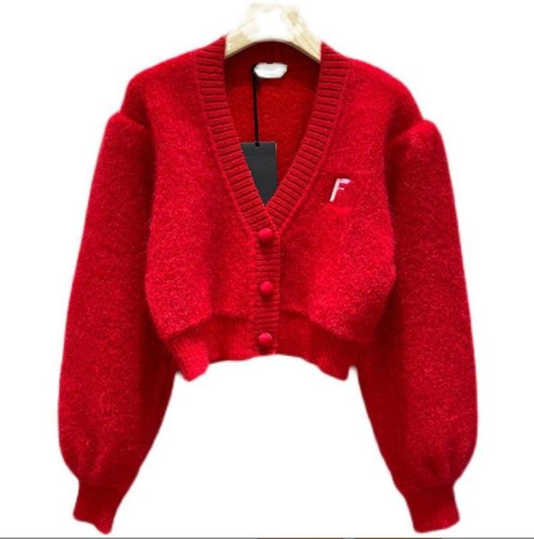 1102 xl 2022 autumn sweaters women's cardigan v neck red white long sleeve brand same style women's zhen, White;black
1102 xl 2022 autumn sweaters women's cardigan v neck red white long sleeve brand same style women's zhen, White;black