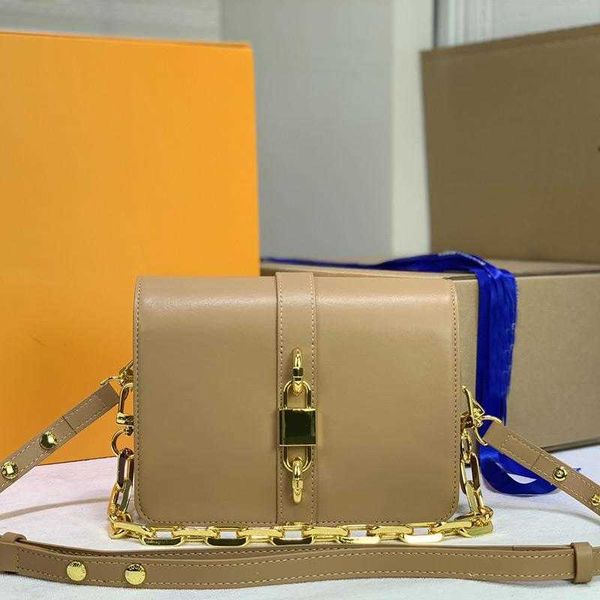 designer luxury women bag louiss handbags totes bags womens crossbody handbag loulou lvs fashion capacity versatile shoulder pursest 5a qual
designer luxury women bag louiss handbags totes bags womens crossbody handbag loulou lvs fashion capacity versatile shoulder pursest 5a qual