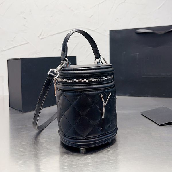 womens vinatge cosmetic case mini june box bag lambskin quilted silver metal hardware hanld totes bucket leather strap crossbody shoulder 22
womens vinatge cosmetic case mini june box bag lambskin quilted silver metal hardware hanld totes bucket leather strap crossbody shoulder 22