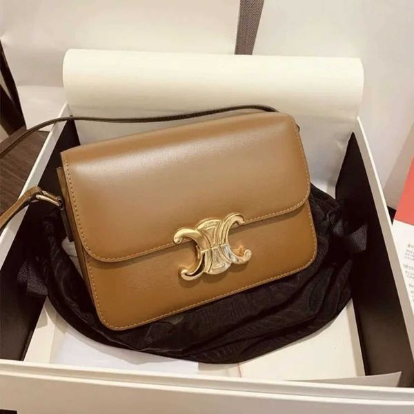 fashion designer bags celinns luxury handbag triumphal arch women's bag one shoulder obliquely spanning small square little popular nwe
fashion designer bags celinns luxury handbag triumphal arch women's bag one shoulder obliquely spanning small square little popular nwe