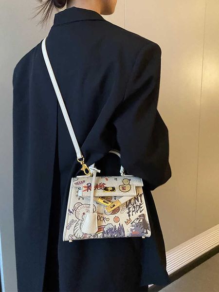 h bag handheld h ermese designer bags graffiti mini small exquisite 2022 new hand senior cross body women
h bag handheld h ermese designer bags graffiti mini small exquisite 2022 new hand senior cross body women