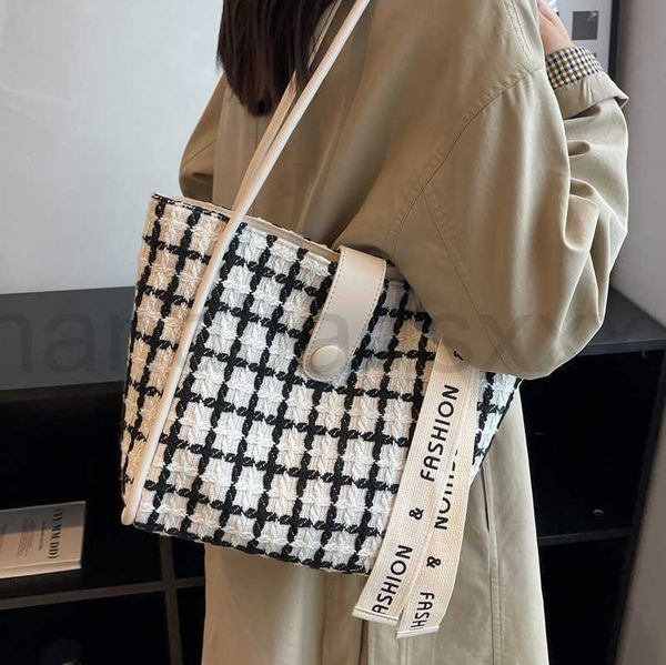 large capacity woolen bag women's summer 2022 new trendy niche fashion tote bag college student class shoulder
large capacity woolen bag women's summer 2022 new trendy niche fashion tote bag college student class shoulder