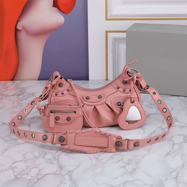 designer bag rivet cool girl bag quality women hobo handbags lady le cagole motorcycle bags shoulder luxury designer bags genuine leather cr
designer bag rivet cool girl bag quality women hobo handbags lady le cagole motorcycle bags shoulder luxury designer bags genuine leather cr