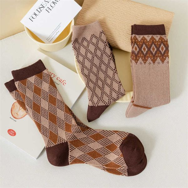 socks hosiery women crew new fashion national style cotton female breathable trendy absorb sweat comfort casual t221102, Black;white
socks hosiery women crew new fashion national style cotton female breathable trendy absorb sweat comfort casual t221102, Black;white