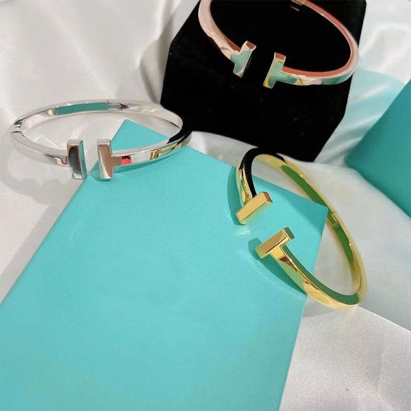 factory designer bangle 2023 new 316l titanium steel cuff bracelet luxury brand couple love t for men women european classic designer bracel, Black
factory designer bangle 2023 new 316l titanium steel cuff bracelet luxury brand couple love t for men women european classic designer bracel, Black