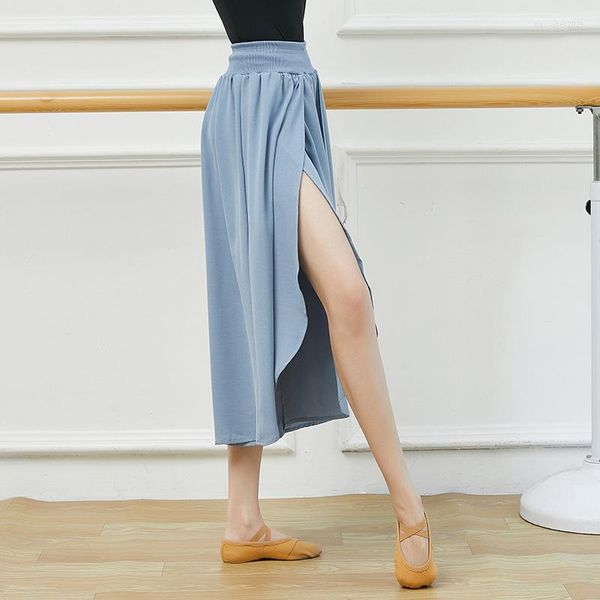 stage wear high split belly ballet dance chiffon wide leg pants skirt trousers costume for women dancing clothes dancer clothing, Black;red
stage wear high split belly ballet dance chiffon wide leg pants skirt trousers costume for women dancing clothes dancer clothing, Black;red