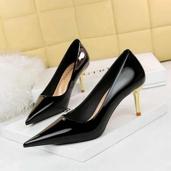 women's shoes spring and autumn party fashion metal high heels 7.5cm parents leather elegant show banquet office casual, Black
women's shoes spring and autumn party fashion metal high heels 7.5cm parents leather elegant show banquet office casual, Black