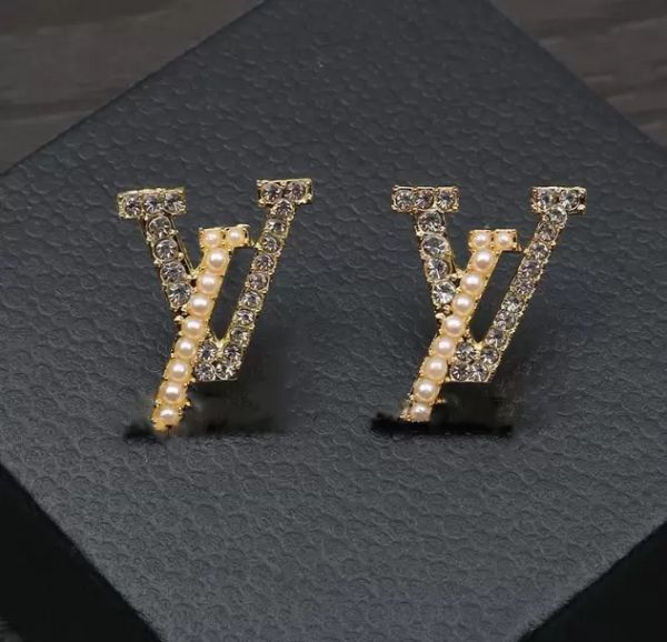 fashion gold plated silver luxury letters stud brand designers for women famous crystal rhinestone pearl earring jewelry, Golden;silver
fashion gold plated silver luxury letters stud brand designers for women famous crystal rhinestone pearl earring jewelry, Golden;silver