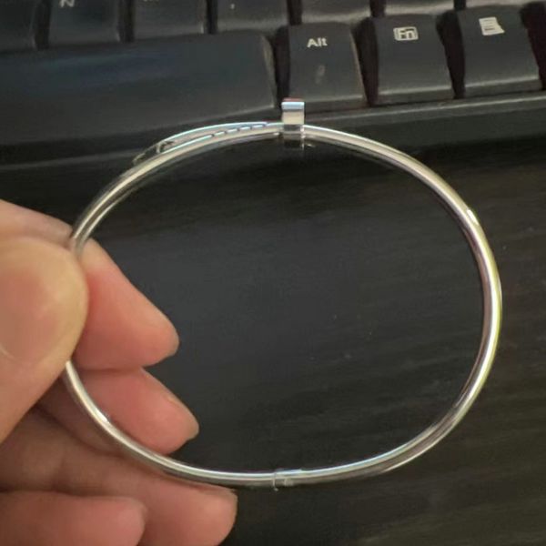 designer 3mm bangle bracelet thin nail bracelets for women men cubic zirconia 316l titanium steel love jewelry size 17 19 no box, Black
designer 3mm bangle bracelet thin nail bracelets for women men cubic zirconia 316l titanium steel love jewelry size 17 19 no box, Black