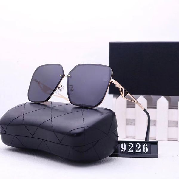 n68 new fashion designer sunglass women's men's advanced sunglasses are available in many colors, White;black
n68 new fashion designer sunglass women's men's advanced sunglasses are available in many colors, White;black
