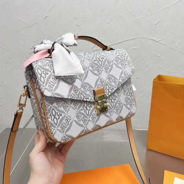 designer luxury women bag louiss handbags totes bags womens crossbody handbag loulou lvs fashion capacity versatile shoulder pursest 5a qual
designer luxury women bag louiss handbags totes bags womens crossbody handbag loulou lvs fashion capacity versatile shoulder pursest 5a qual
