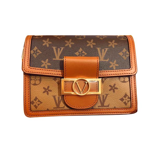 luxury daphne bag women designer large capacity shopping shoulder handbags lady famous brand pu leather
luxury daphne bag women designer large capacity shopping shoulder handbags lady famous brand pu leather
