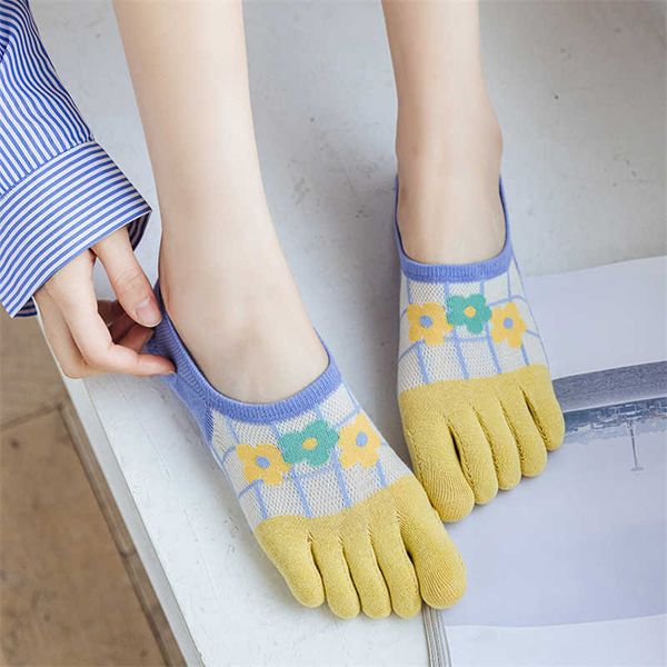 socks hosiery women's toe slippers casual fashion new summer boat invisible breathable mesh short women with print five toes t221102, Black;white
socks hosiery women's toe slippers casual fashion new summer boat invisible breathable mesh short women with print five toes t221102, Black;white