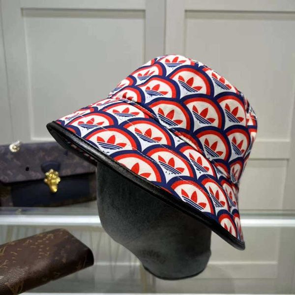 new fashion summer wide brim hats jacquemu le bob artichaut women bucket hat leisure tourism resort sun hat shading 2023, Blue;gray
new fashion summer wide brim hats jacquemu le bob artichaut women bucket hat leisure tourism resort sun hat shading 2023, Blue;gray