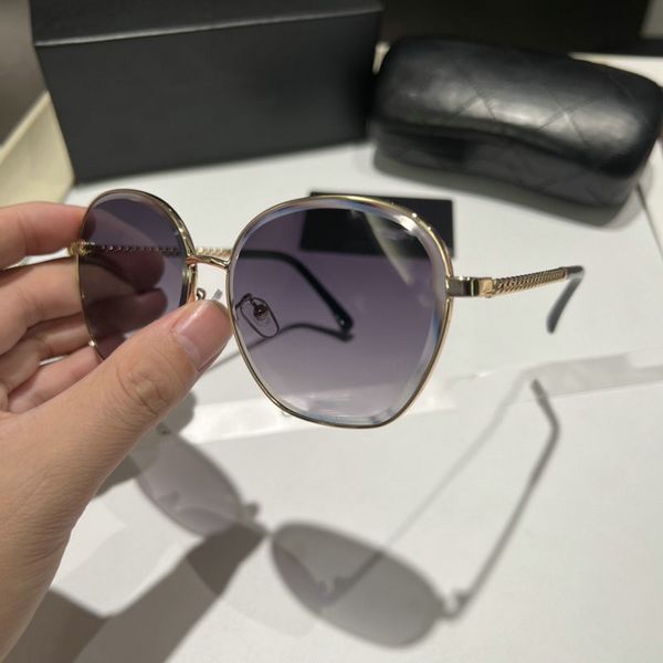 luxury sunglasses polaroid lens designer letter womens mens goggle senior eyewear for women eyeglasses frame vintage metal sun glasses with, White;black
luxury sunglasses polaroid lens designer letter womens mens goggle senior eyewear for women eyeglasses frame vintage metal sun glasses with, White;black